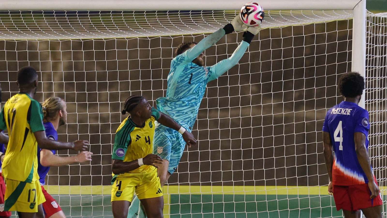 逐渐巩固 逐渐巩固